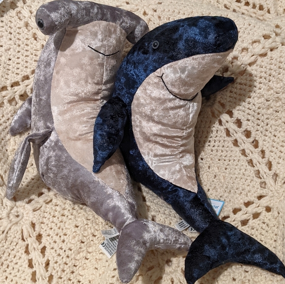jellycat victor great white shark